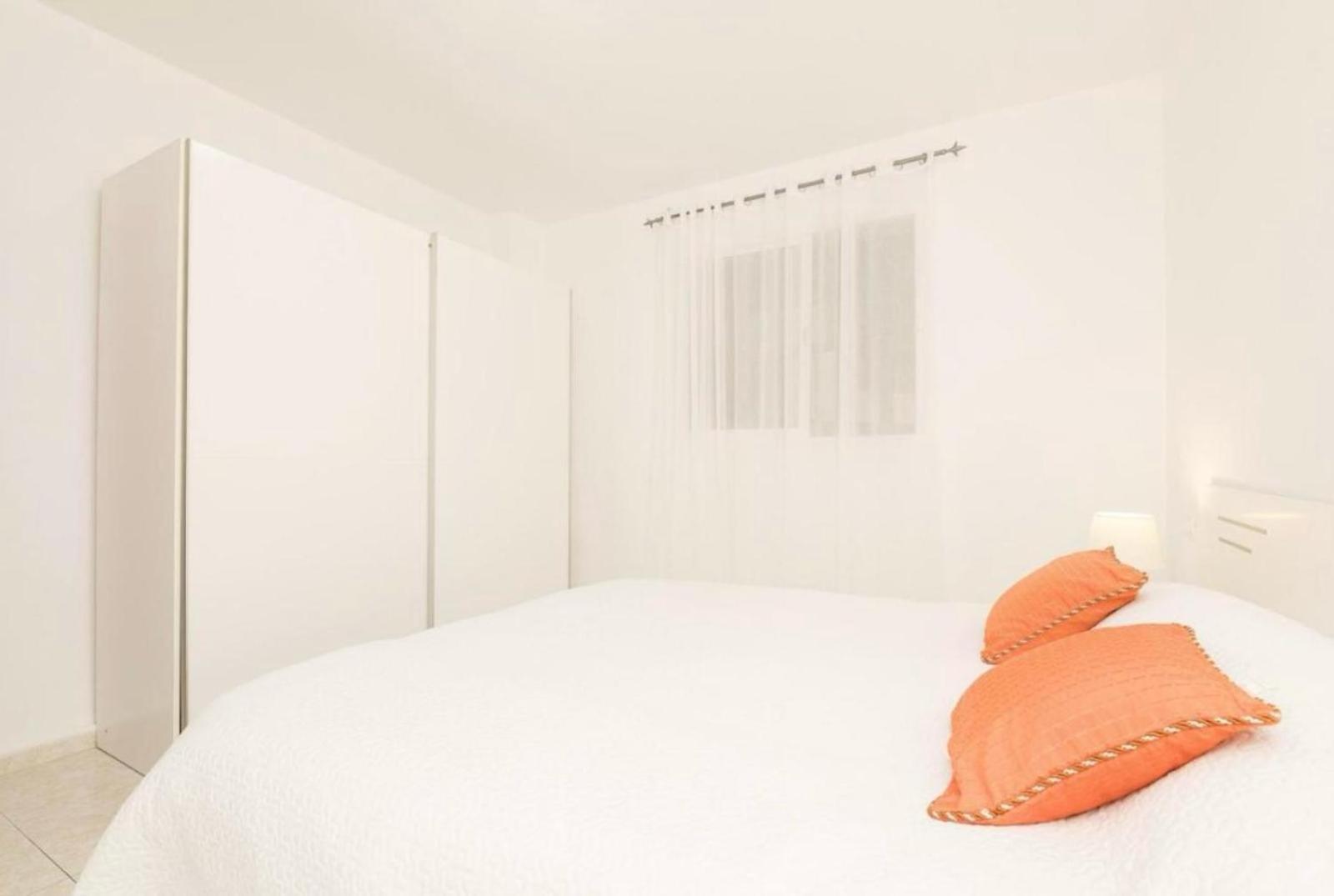 Apartament Lola Cadis