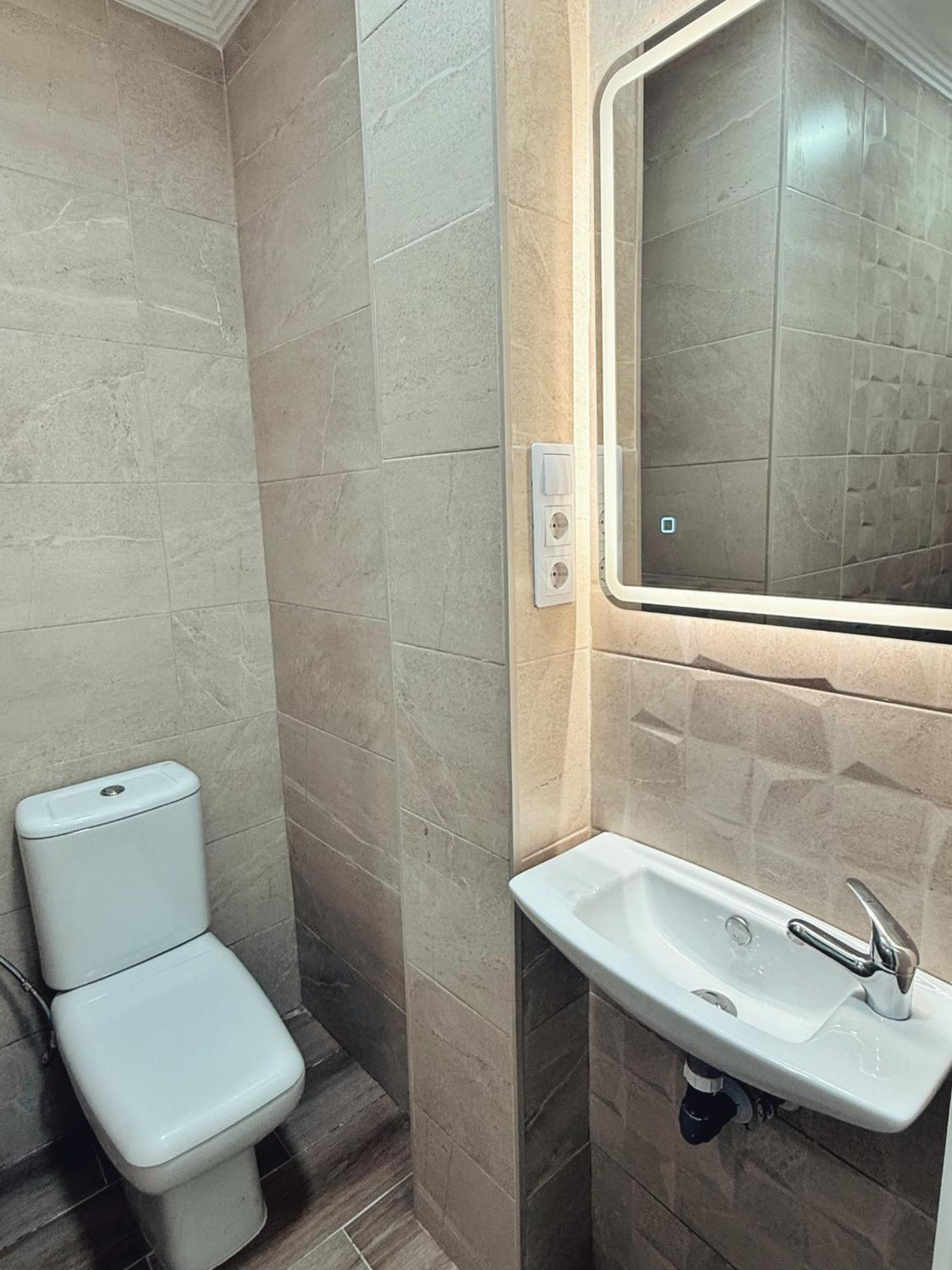 Apartament Lola *